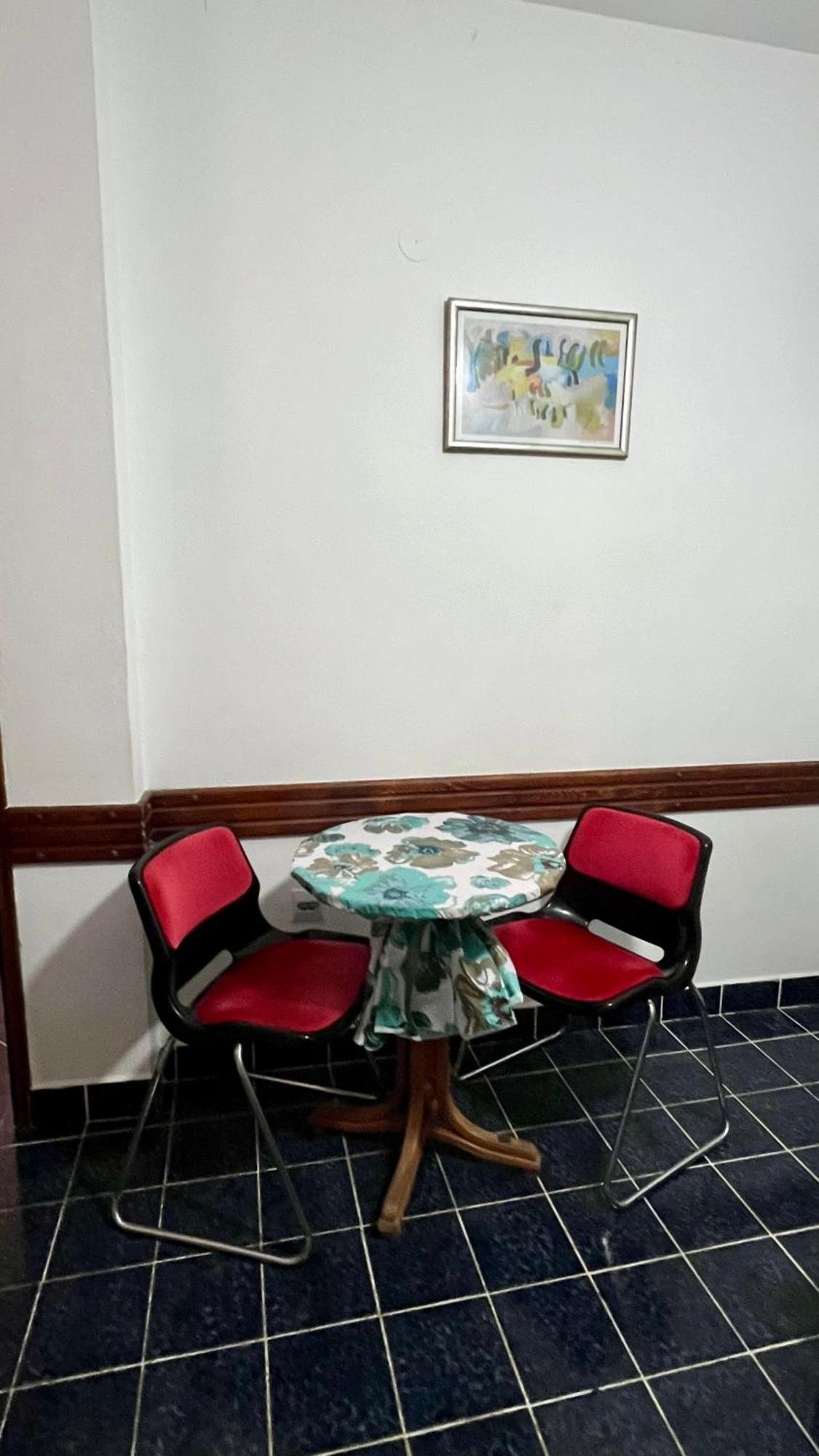 Apartments Holiday *