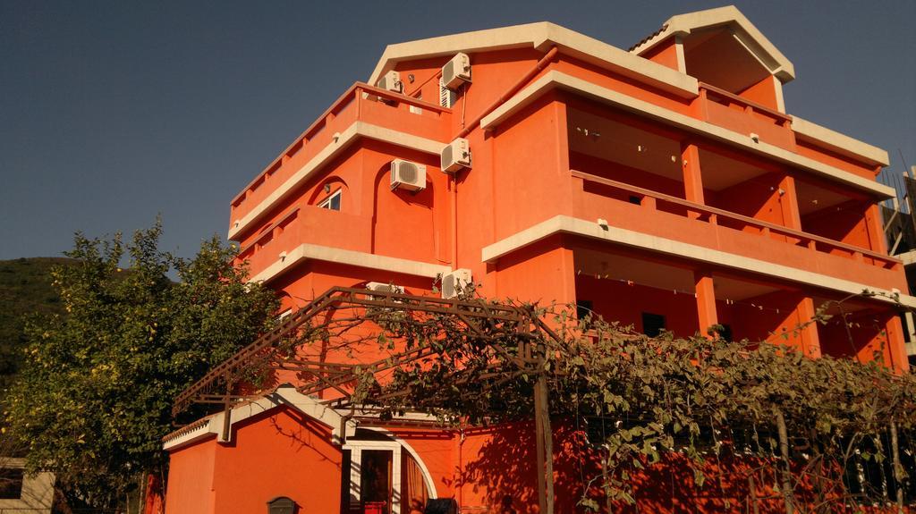 Holiday Apartament Budva